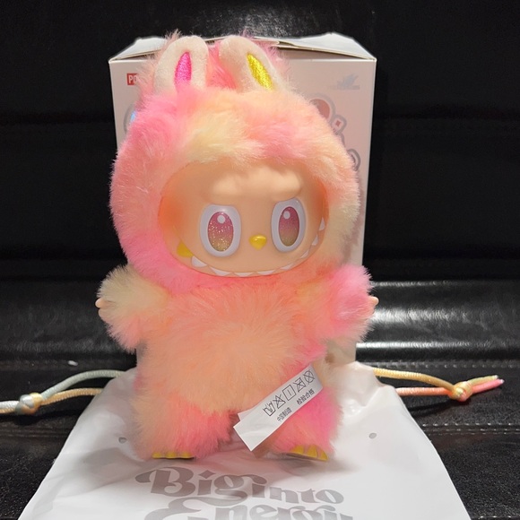 LOYALTY ~ BIG INTO ENERGY ~ POPMART ~ AUTHENTIC - Picture 2 of 6